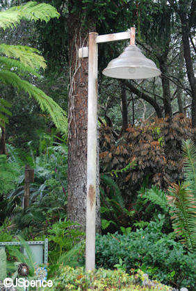 Hunting Lodge Lamppost