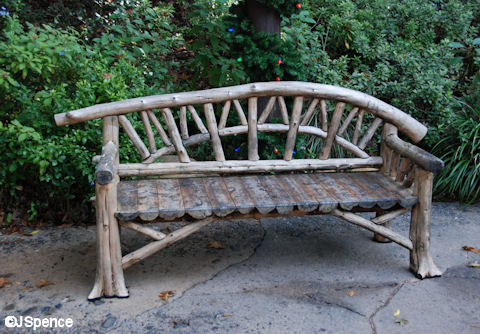 Camp Minnie-Mickey Bench