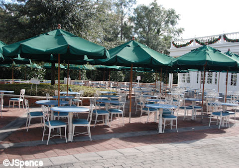 American Adventure Table and Chairs