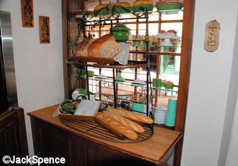 Boulangerie Patisserie display