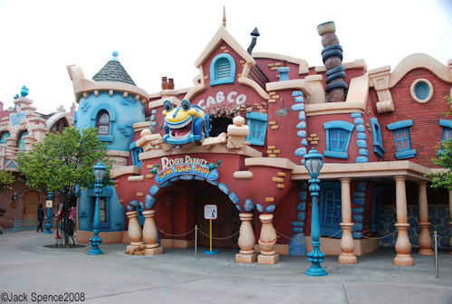 Roger Rabbit's Car Toon Spin Tokyo Disneyland