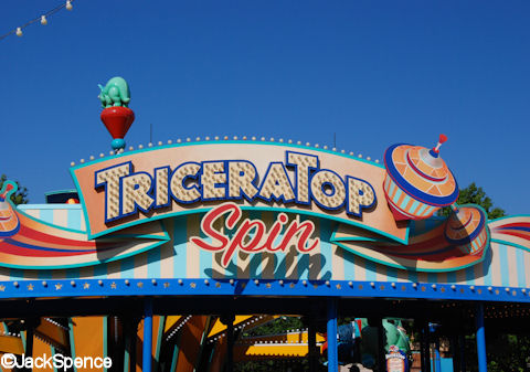 TriceraTop Spin Sign