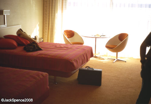 Contemporary%20room.jpg