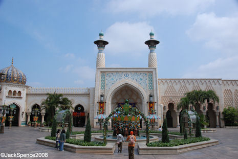 Courtyard Arabian Coast - Tokyo DisneySea