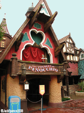 Disneyland Paris Fantasyland Pinocchio's Fantastic Journey
