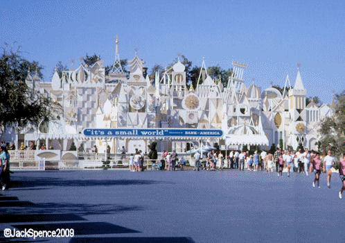 Disneyland Paris Fantasyland Part 5 It S A Small World Allears Net