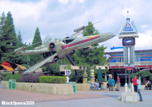 Disneyland Paris Star Tours X-Wing fighter