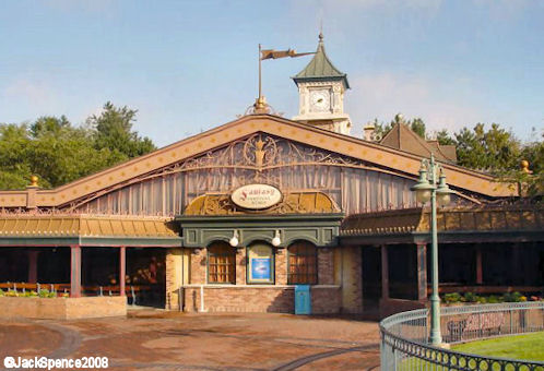 Disneyland Paris Train Fantasyland 