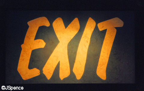 Japan Exit Sign