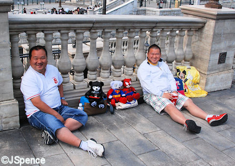 Katsumi and Daisuke waiting for a Show