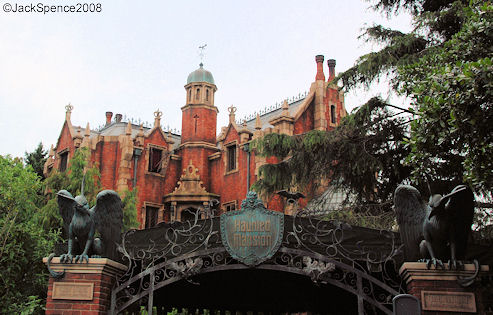 Haunted Mansion Tokyo Disneyland