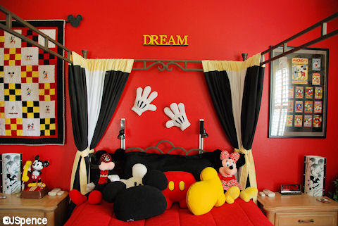 https://allears.net/blogs/jackspence/Mickey-Mouse-Suite-008.jpg