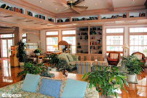 OKW Lobby Lounge