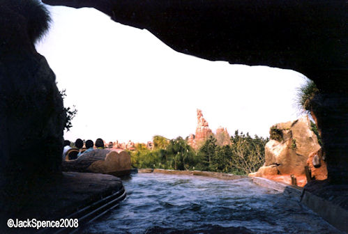 Splash Mountain Tokyo Disneyland