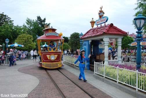 Jolly Trolley Tokyo Disneyland