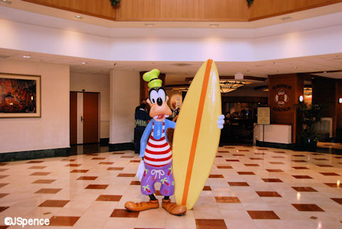 Goofy in the Lobby