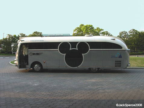 Bus to Tokyo Disneyland