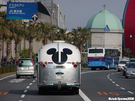 Bus to Tokyo Disneyland