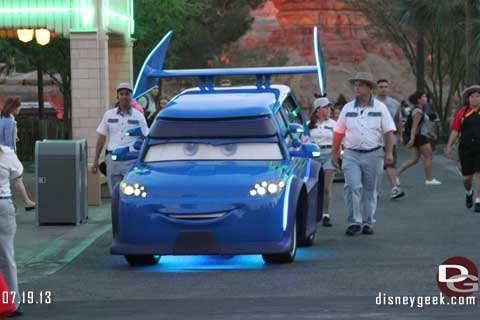 Let Disneyland Entertain You