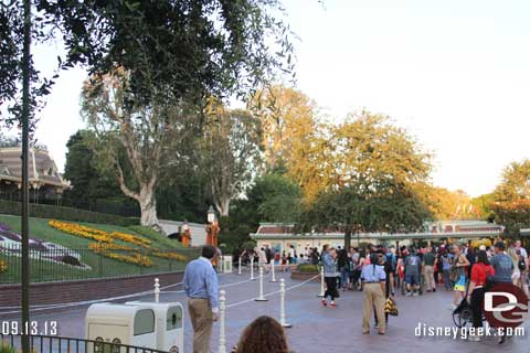 Disneyland Unleashes the Villains 