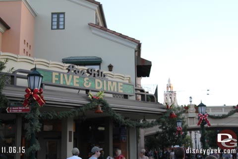 Jason @ disneygeek.com image from Friday, November 6, 2015