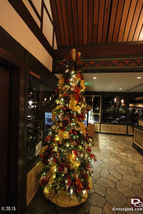 Jason @ disneygeek.com image from Friday, November 20, 2015