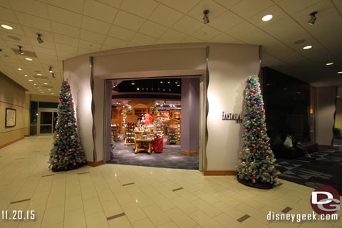 Jason @ disneygeek.com image from Friday, November 20, 2015