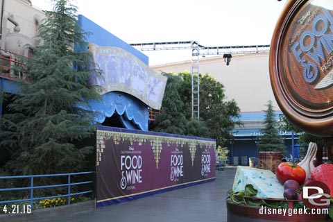 Jason @ disneygeek.com image from Thursday, April 21, 2016