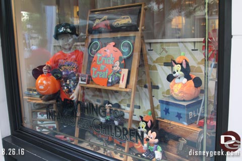 Jason @ disneygeek.com image from Friday, August 26, 2016