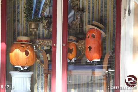 Jason @ disneygeek.com image from Friday, September 2, 2016