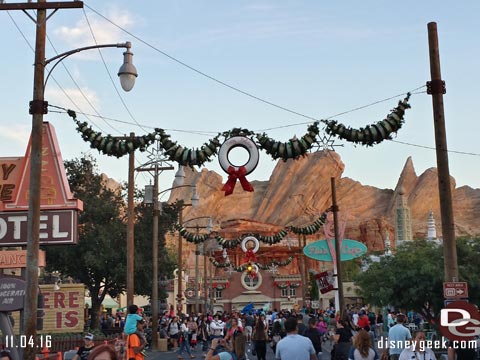 Jason @ disneygeek.com image from Friday, November 4, 2016