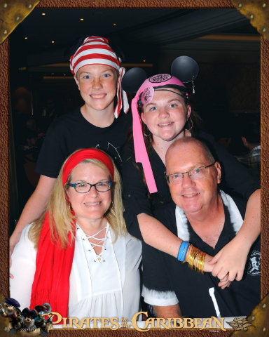 Disney-cruise-line-pirate-night-Royal-Palace.jpg