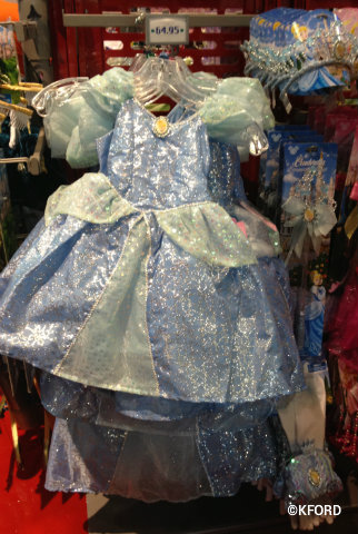 Halloween-costumes-cinderella.jpg