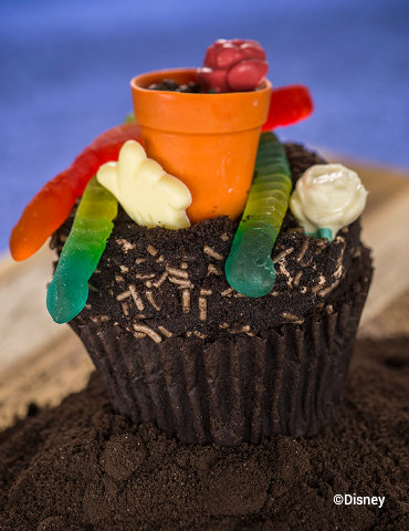 animal-kingdom-earth-day-cupcake.jpg