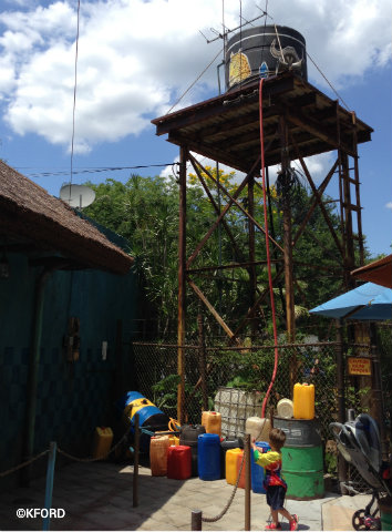 disney-animal-kingdom-harambe-market-water-tower.jpg