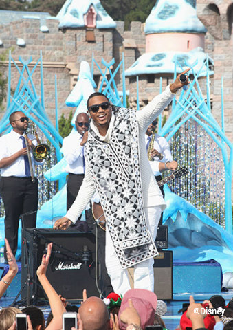 disney-christmas-parade-taping-2014-trey-songz.jpg