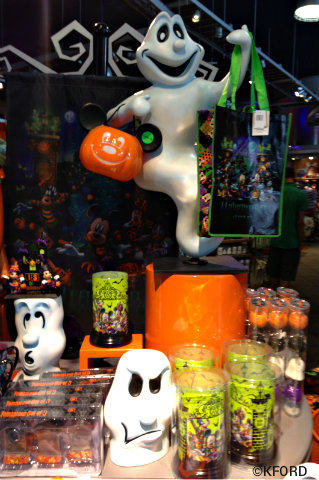 disney-halloween-merchandise.jpg