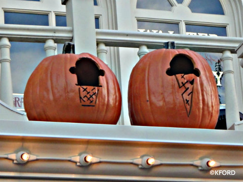 disney-ice-cream-pumpkin.jpg