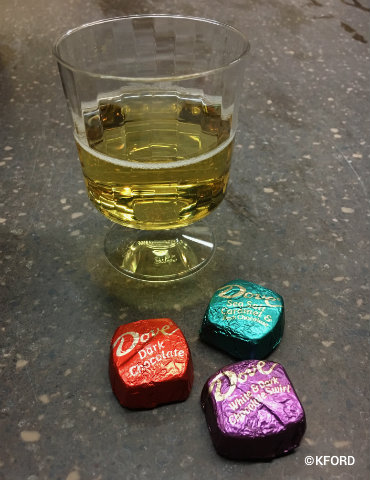 disney-mickeys-very-merry-christmas-party-sparkling-cider-dove-chocolates.jpg