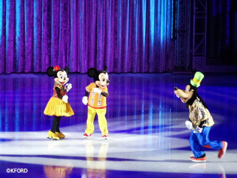disney-on-ice-follow-your-heart-mickey-minnie-goofy.jpg