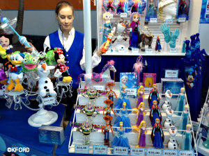 disney-on-ice-frozen-merchandise1.jpg
