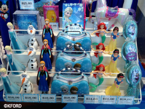 disney-on-ice-frozen-merchandise3.jpg