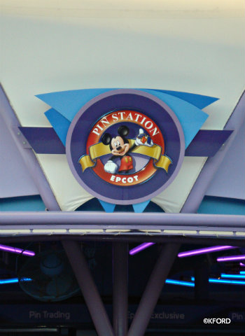 disney-pin-trading-station.jpg