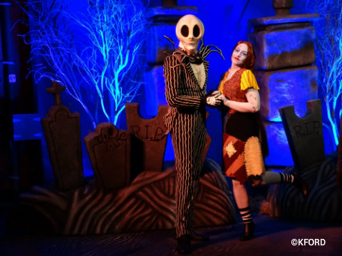 disney-world-mickeys-not-so-scary-halloween-party-2015-jack-skellington-sally.jpg