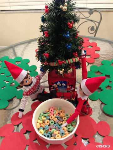 elf-on-the-shelf-disney-christmas-tree-garland.jpg