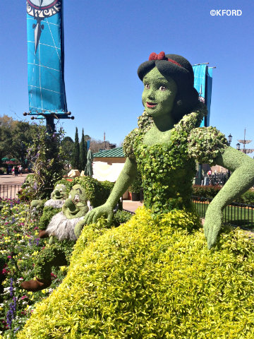 epcot-flower-garden-new-snow-white-topiary.jpg