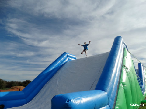 insane-inflatable-5k-carter-jumping.jpg
