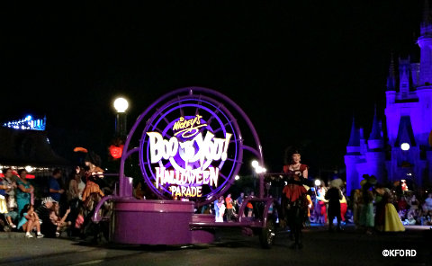 mickeys-halloween-party-boo-to-you-parade.jpg