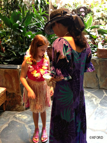 polynesian-getting-ready-to-hula.jpg