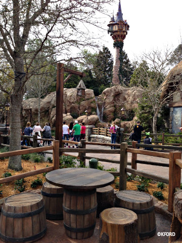 rapunzel-restrooms-seating-area.jpg